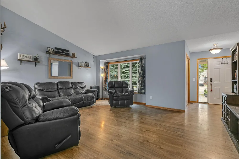 405 12th Avenue NW Isanti, MN 55040