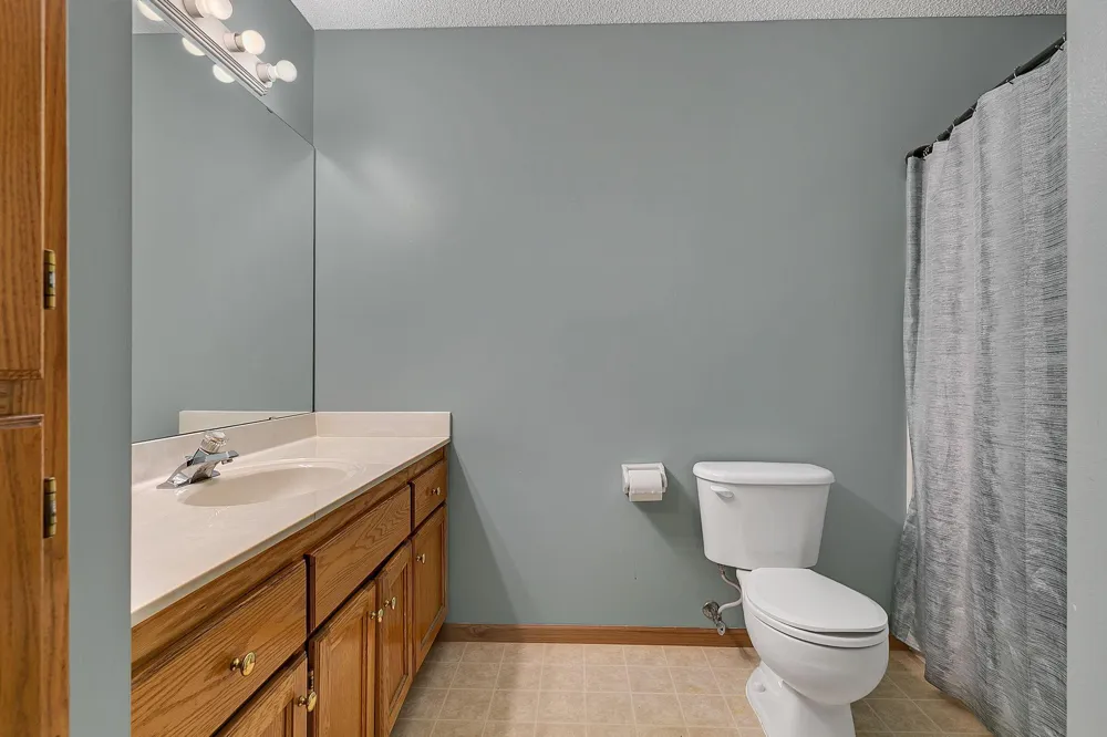 405 12th Avenue NW Isanti, MN 55040