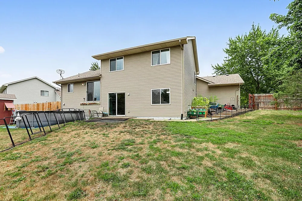 405 12th Avenue NW Isanti, MN 55040