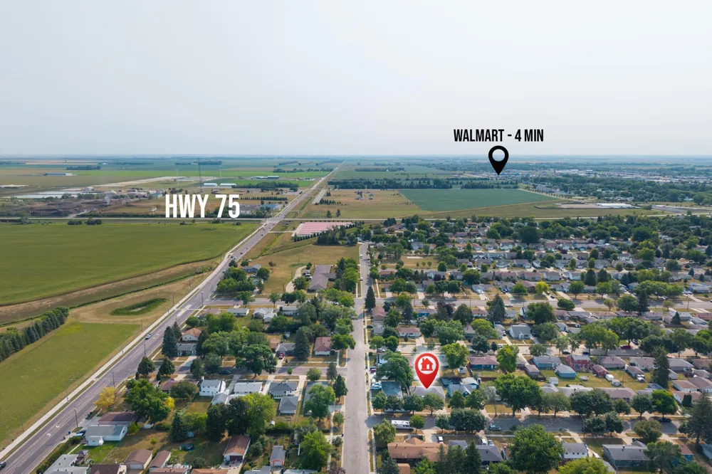 1236 15 1/2 STREET Moorhead, MN 56560