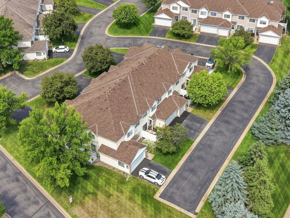 11412 Elmwood Avenue Champlin, MN 55316