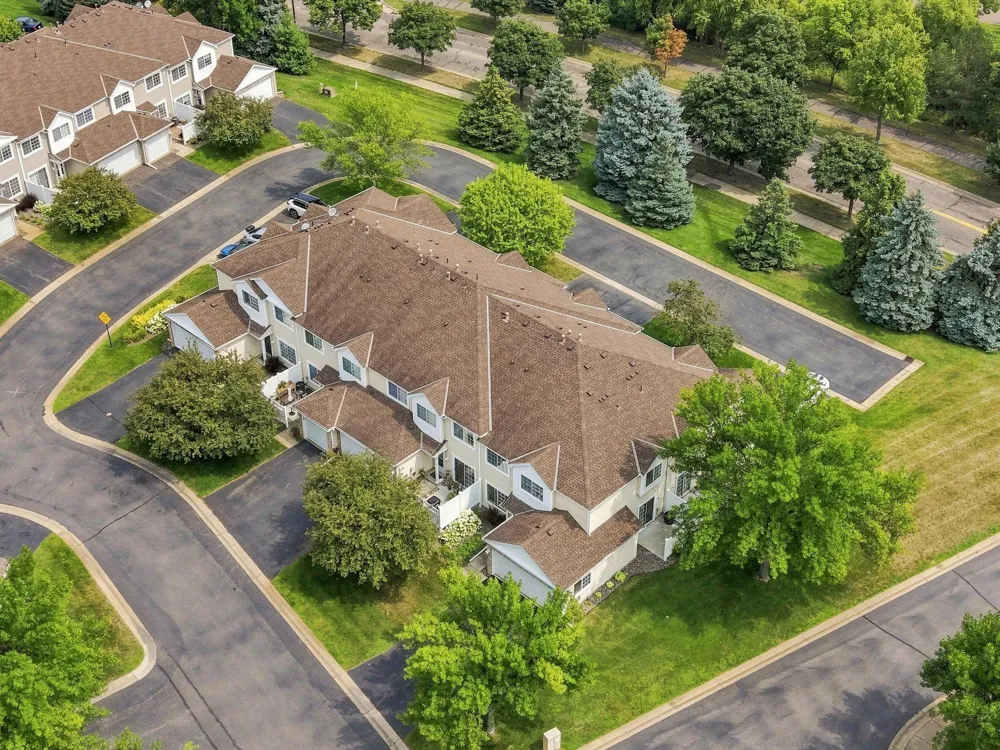 11412 Elmwood Avenue Champlin, MN 55316