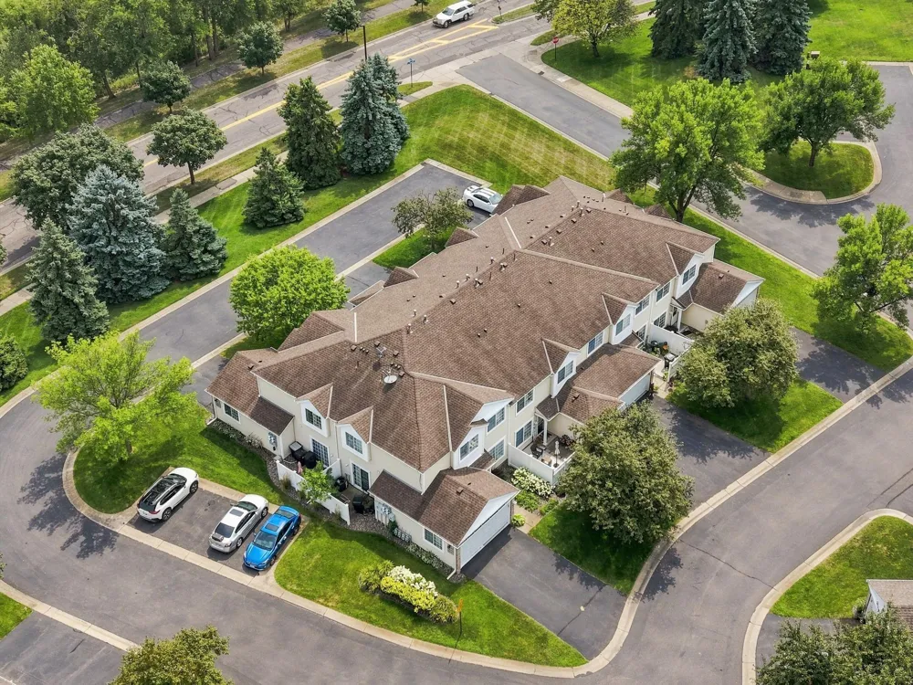 11412 Elmwood Avenue Champlin, MN 55316