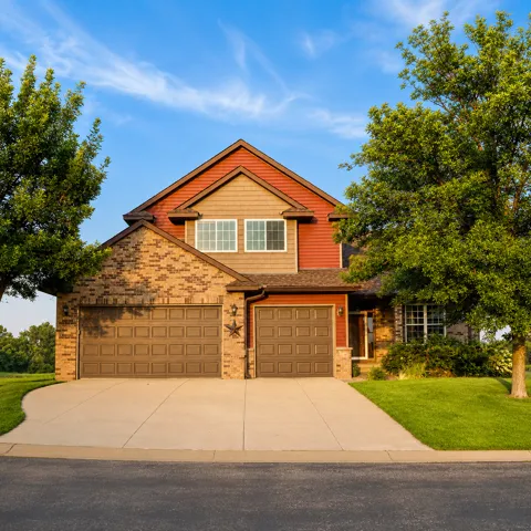 502 SE Pond View Drive SE