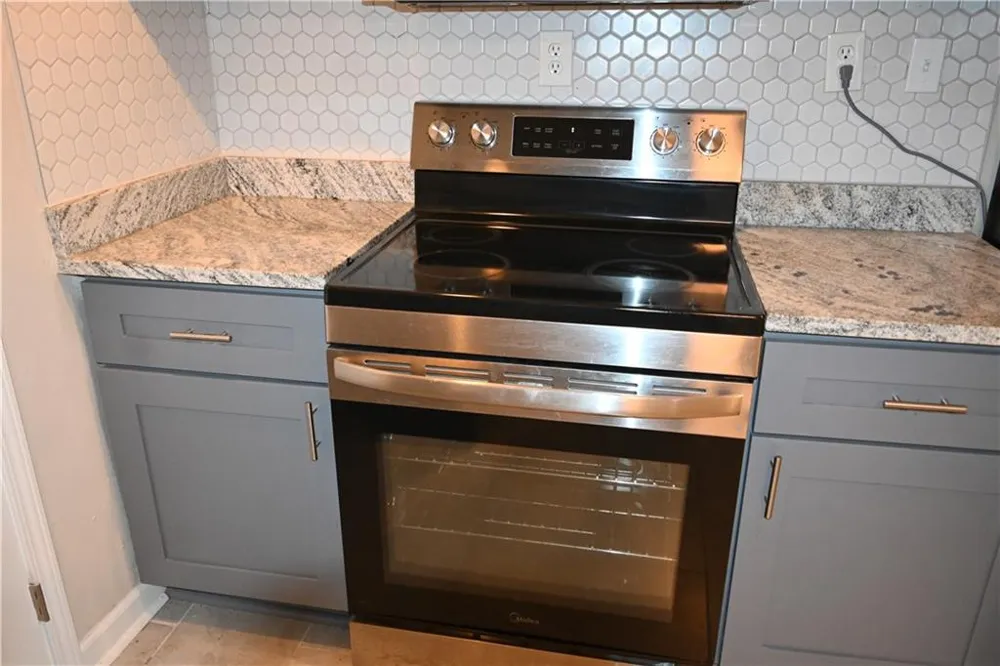 1923 Thompson Avenue ##2 East Point, GA 30344