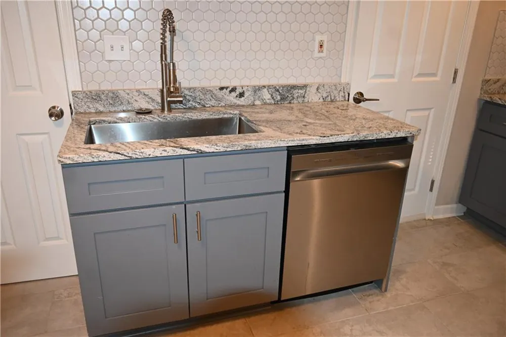 1923 Thompson Avenue ##2 East Point, GA 30344