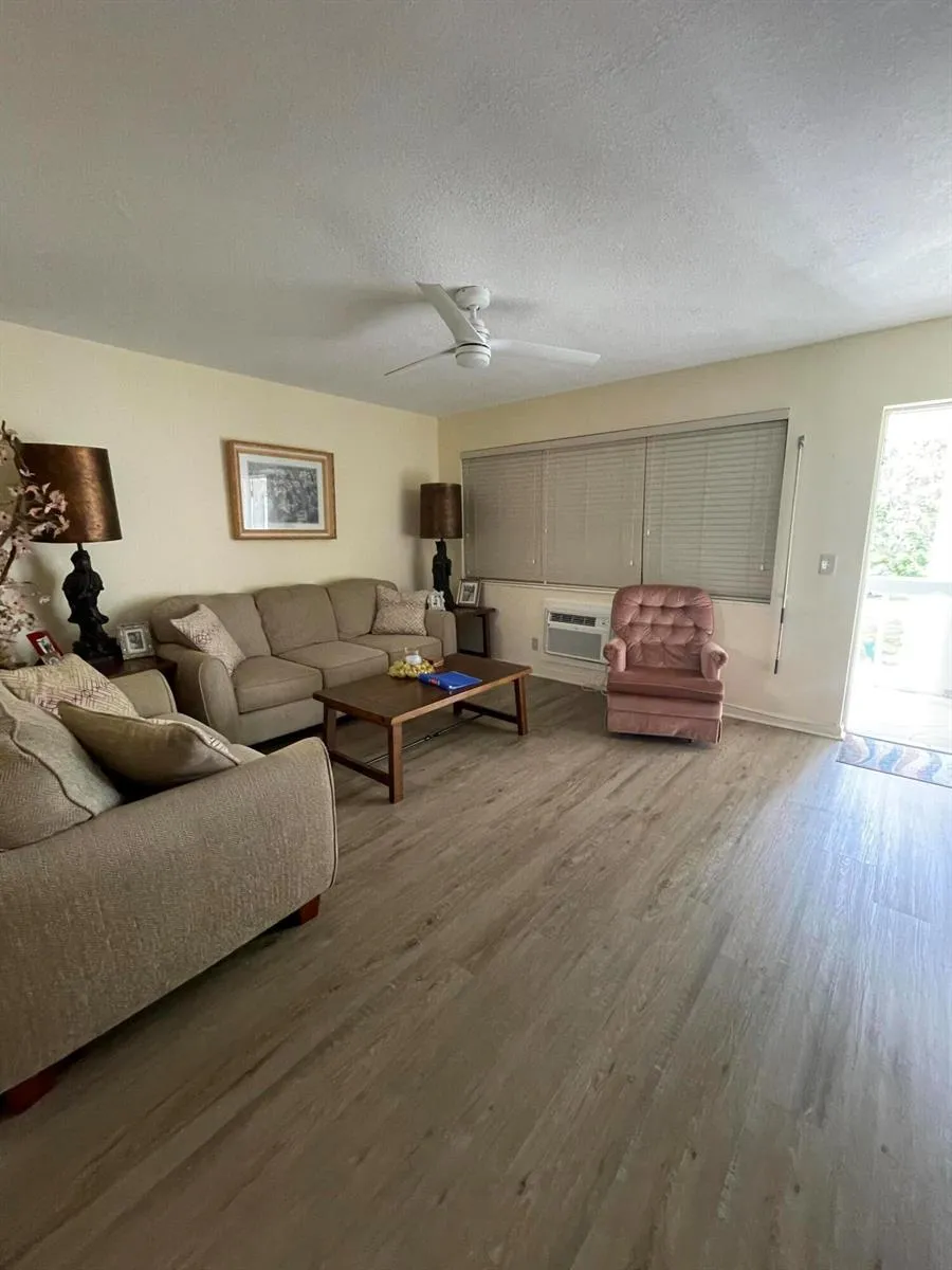 147 MARKHAM G #147 Deerfield Beach, FL 33442