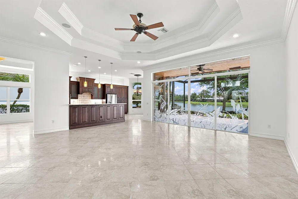 10684 Whitewind Circle Boynton Beach, FL 33473