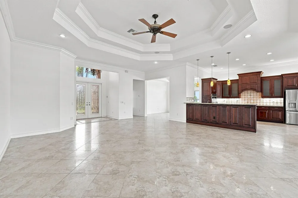 10684 Whitewind Circle Boynton Beach, FL 33473
