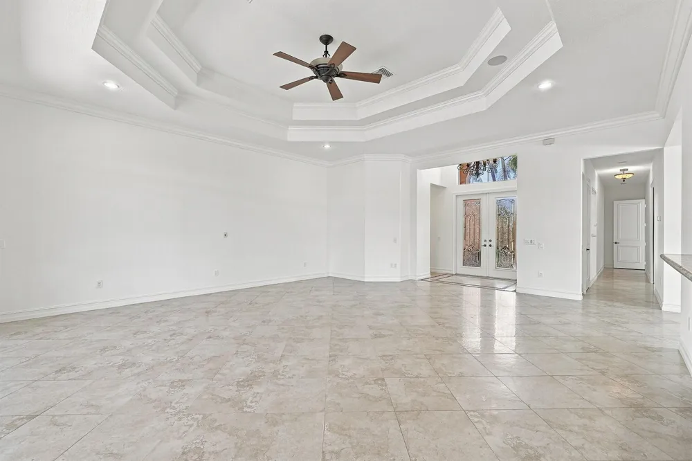 10684 Whitewind Circle Boynton Beach, FL 33473