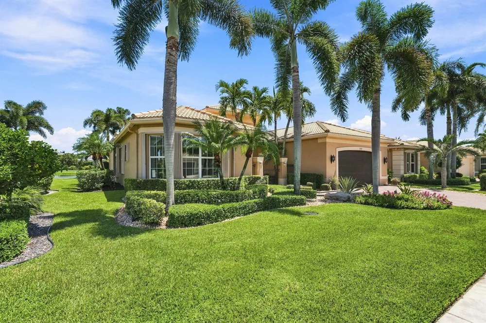 10684 Whitewind Circle Boynton Beach, FL 33473