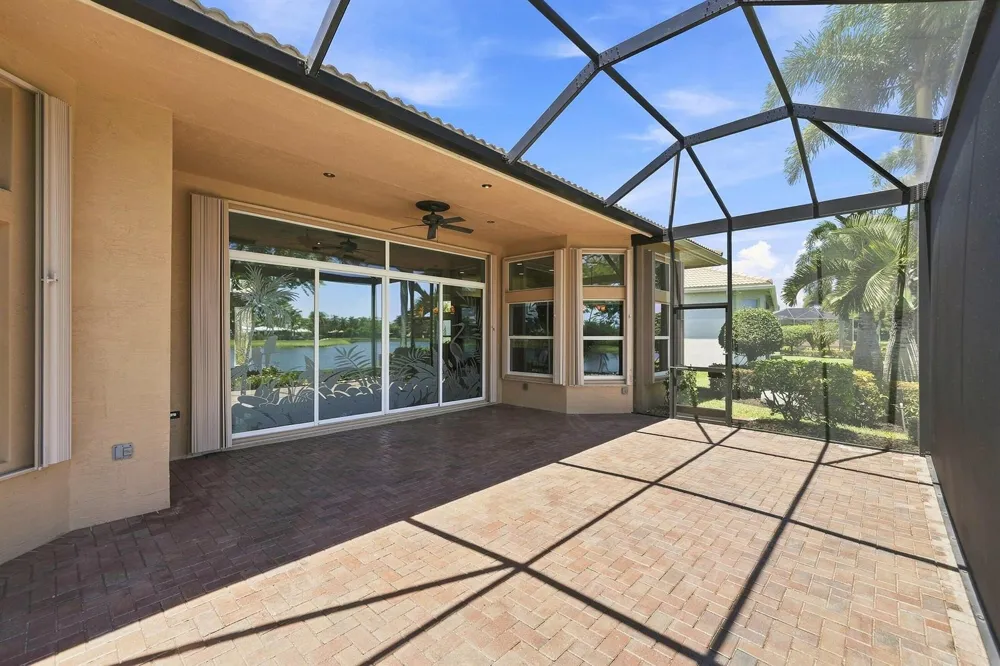 10684 Whitewind Circle Boynton Beach, FL 33473