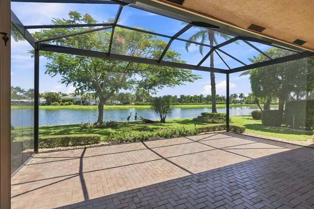 10684 Whitewind Circle Boynton Beach, FL 33473