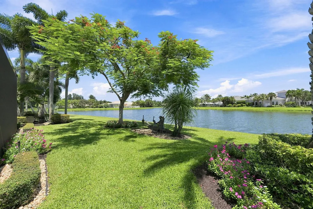 10684 Whitewind Circle Boynton Beach, FL 33473