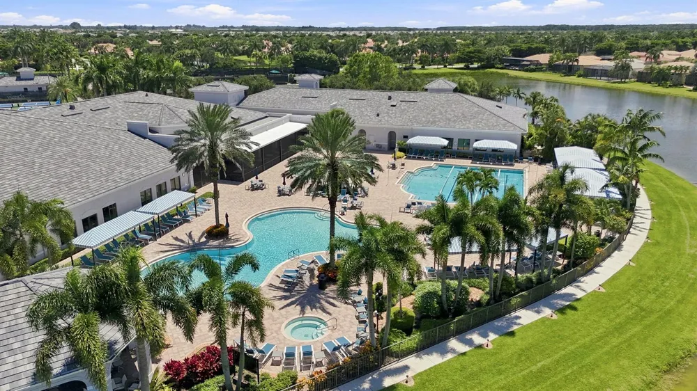 10684 Whitewind Circle Boynton Beach, FL 33473