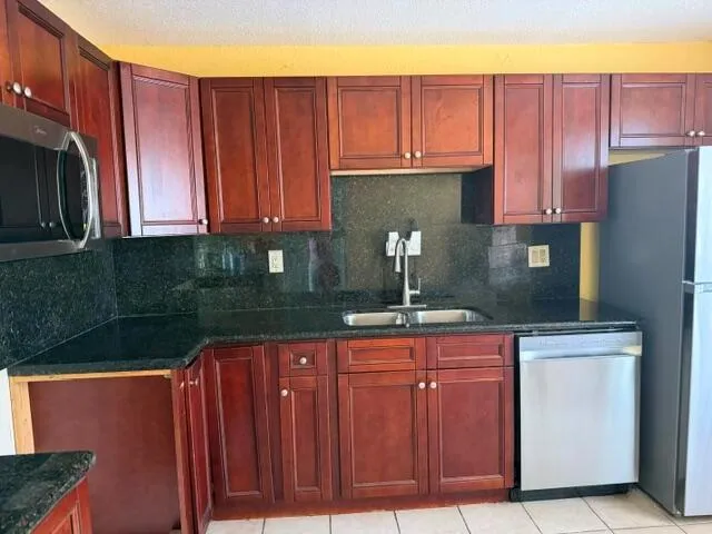 4044 SW 67th Terrace #7 Davie, FL 33314