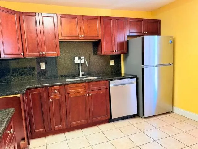 4044 SW 67th Terrace #7 Davie, FL 33314