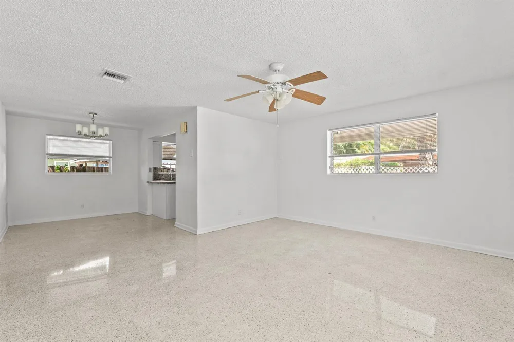 211 Sunrise Avenue #5 Lantana, FL 33460