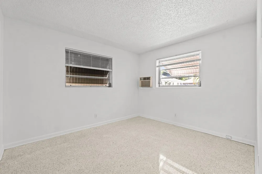 211 Sunrise Avenue #5 Lantana, FL 33460