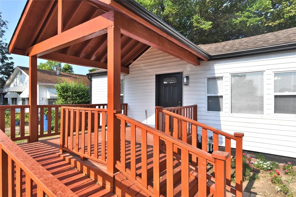 2128 Saint Louis Avenue Tulsa, OK 74106