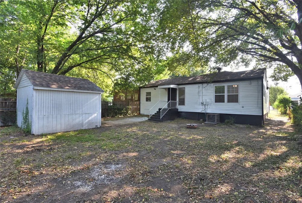 2128 Saint Louis Avenue Tulsa, OK 74106
