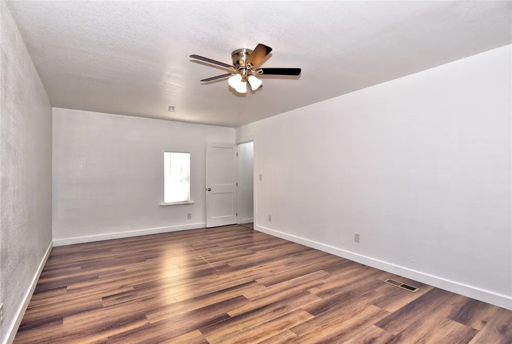 2128 Saint Louis Avenue Tulsa, OK 74106