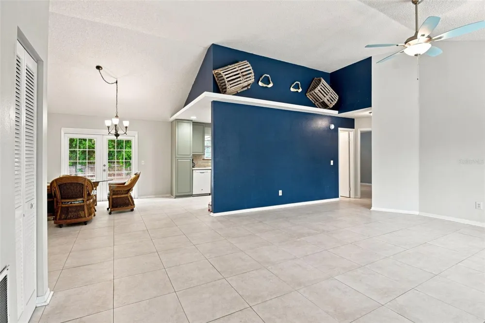 2720 BANYAN DRIVE Edgewater, FL 32141