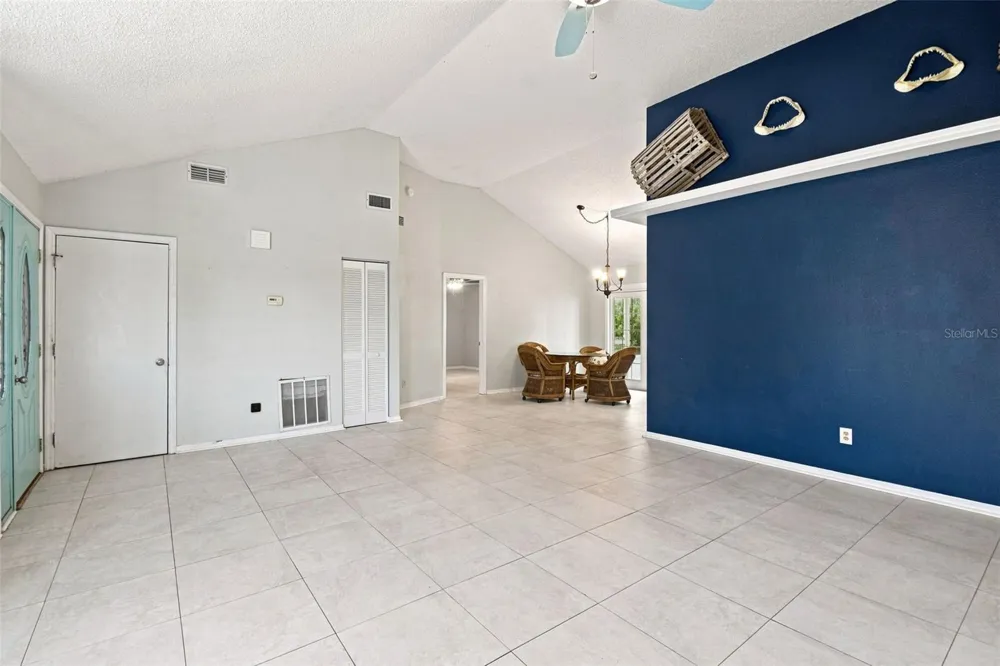 2720 BANYAN DRIVE Edgewater, FL 32141
