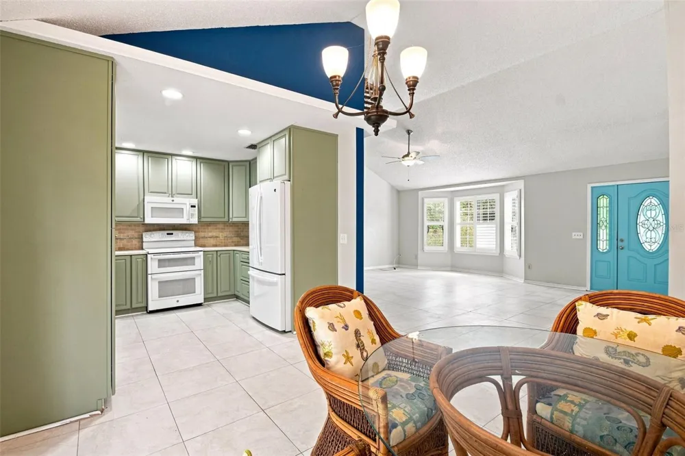 2720 BANYAN DRIVE Edgewater, FL 32141