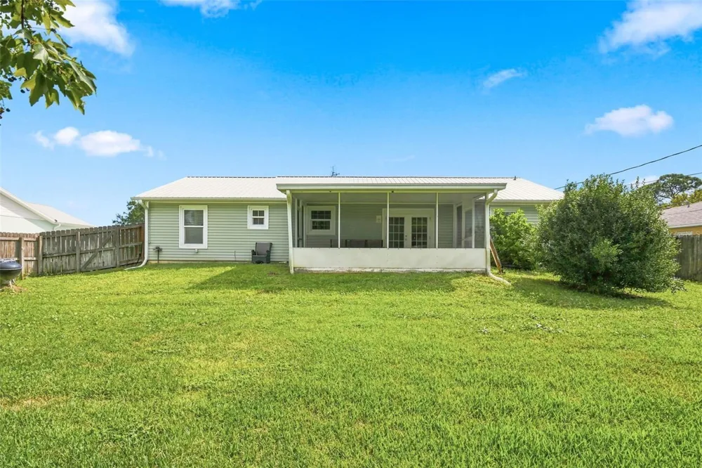 2720 BANYAN DRIVE Edgewater, FL 32141