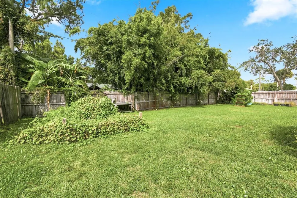 2720 BANYAN DRIVE Edgewater, FL 32141