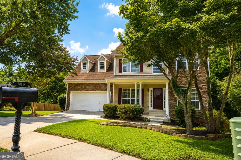 205 Leecroft CT Sugar Hill, GA 30518