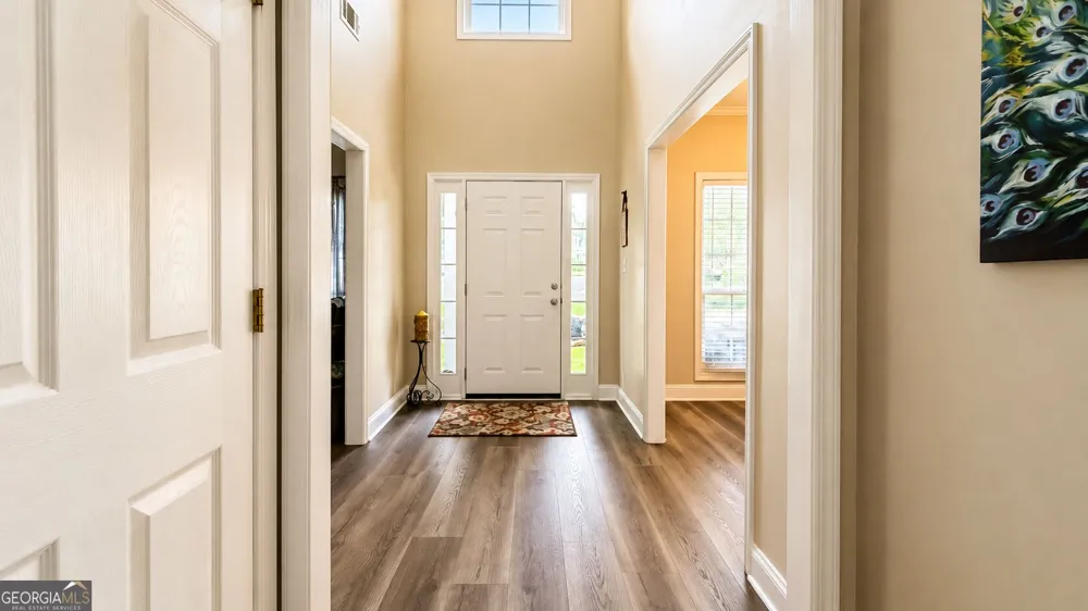 205 Leecroft CT Sugar Hill, GA 30518