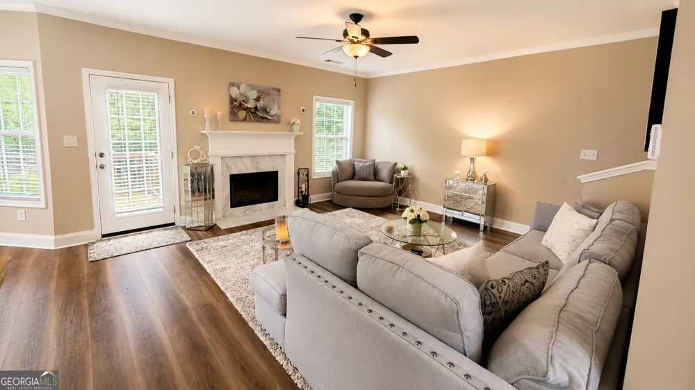 205 Leecroft CT Sugar Hill, GA 30518