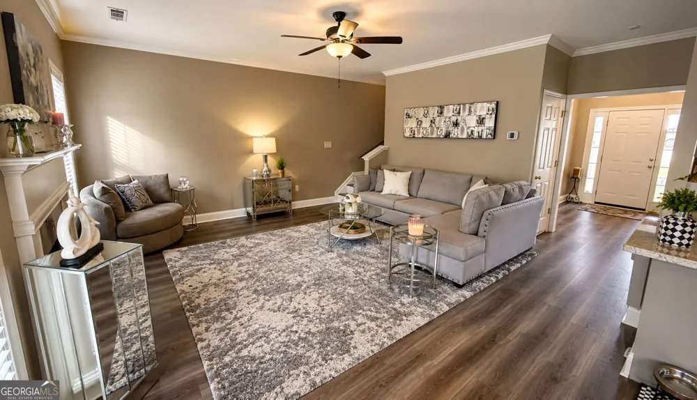 205 Leecroft CT Sugar Hill, GA 30518