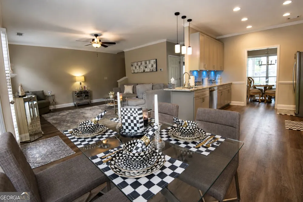 205 Leecroft CT Sugar Hill, GA 30518