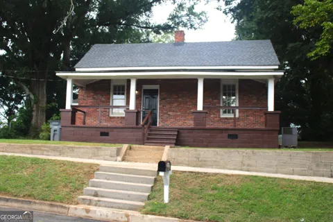 906 Callaway AVE