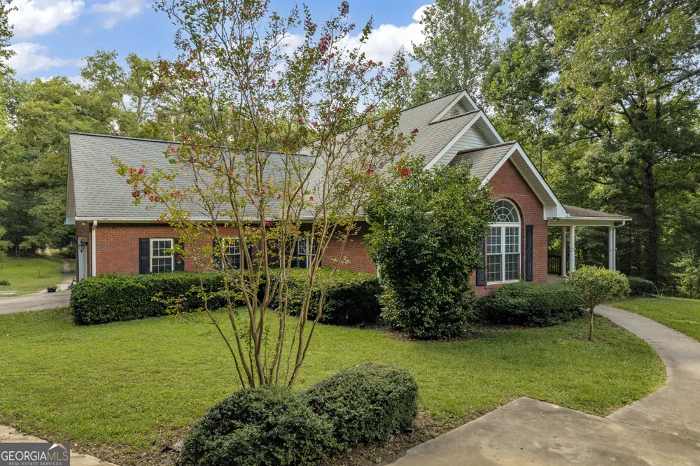 4165 Prather Bridge RD Toccoa, GA 30577