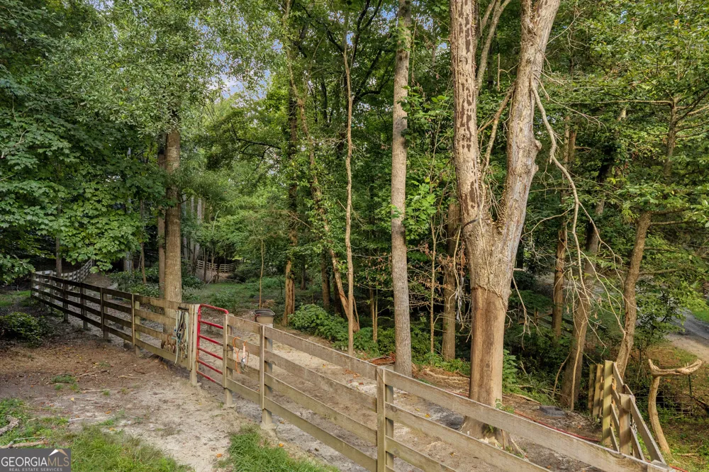 4165 Prather Bridge RD Toccoa, GA 30577