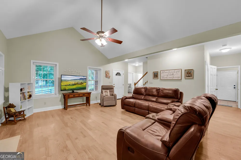 4165 Prather Bridge RD Toccoa, GA 30577