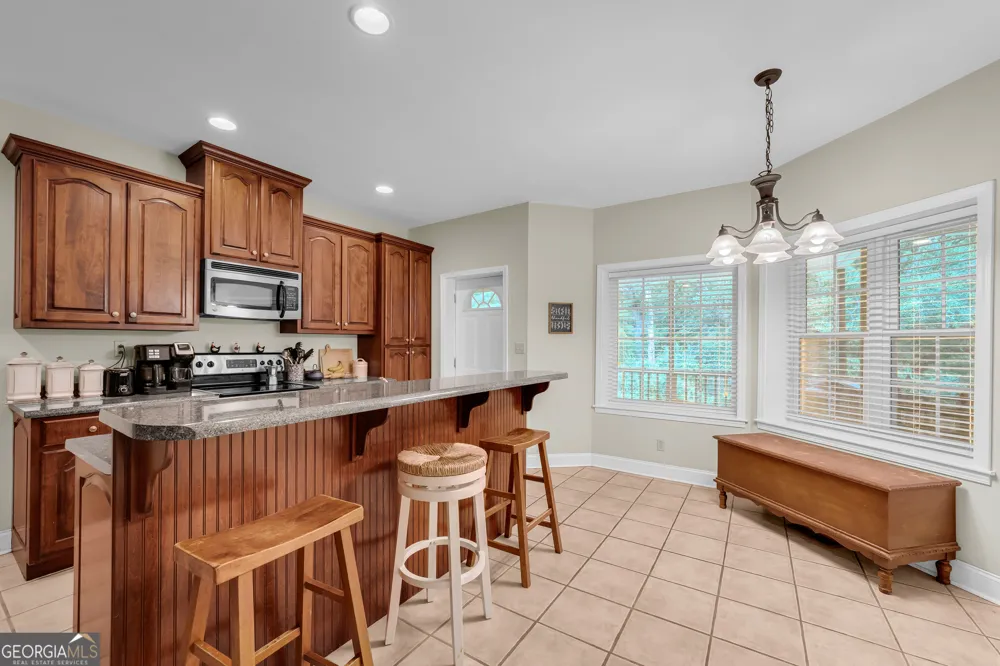 4165 Prather Bridge RD Toccoa, GA 30577