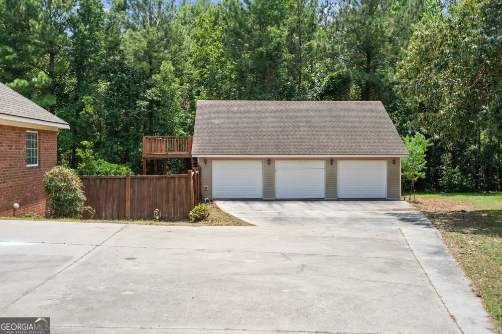120 Blue Ridge DR Statesboro, GA 30458