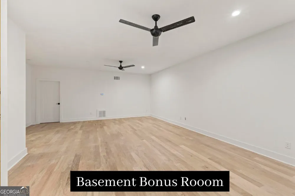 940 Laurel Brooke AVE Peachtree City, GA 30269