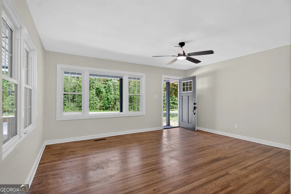 239 Wilcox RD LaGrange, GA 30241