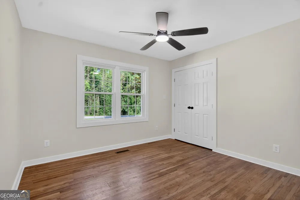 239 Wilcox RD LaGrange, GA 30241