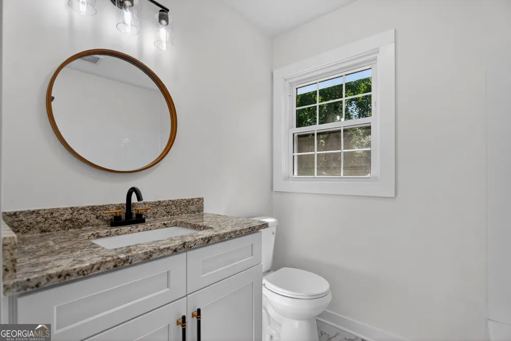 239 Wilcox RD LaGrange, GA 30241