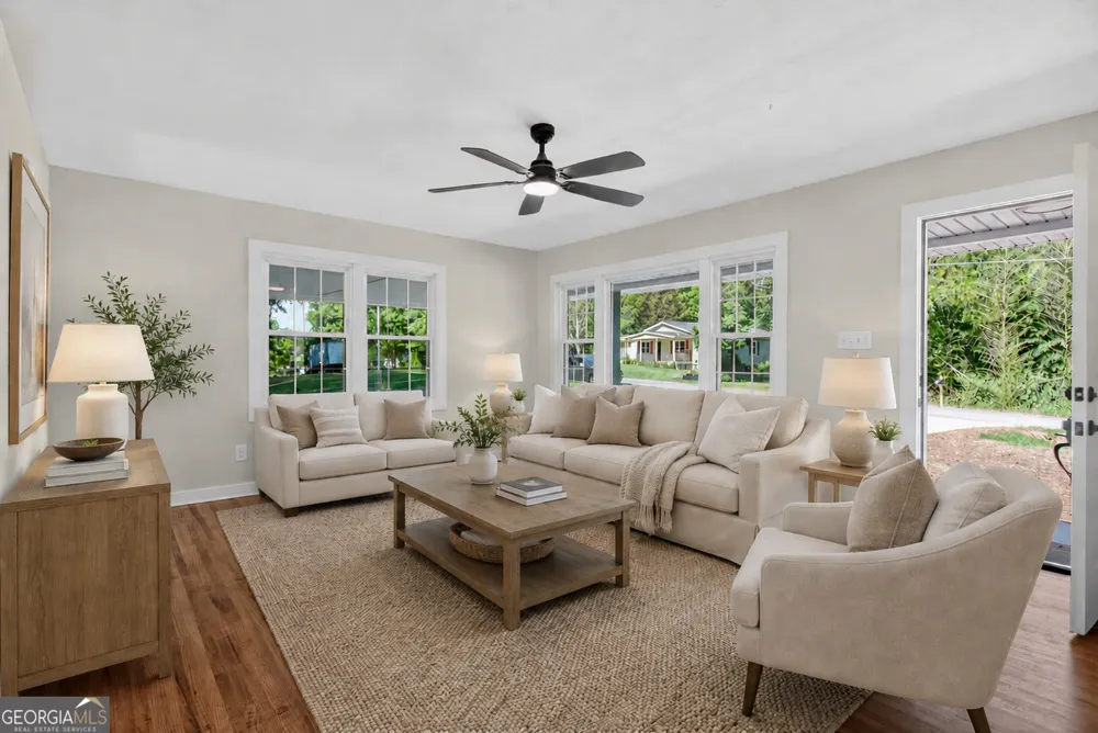 239 Wilcox RD LaGrange, GA 30241