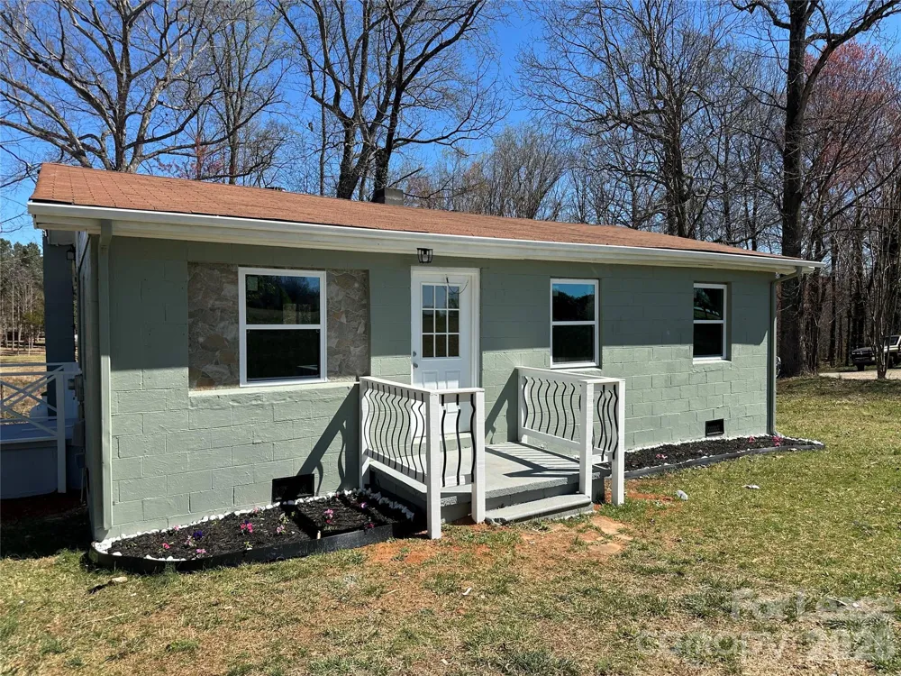209 Brookview Road Statesville, NC 28625