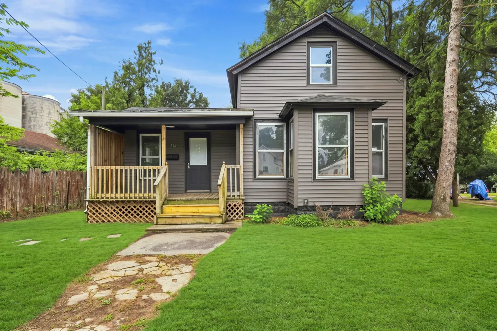 316 E Division Street Dowagiac, MI 49047