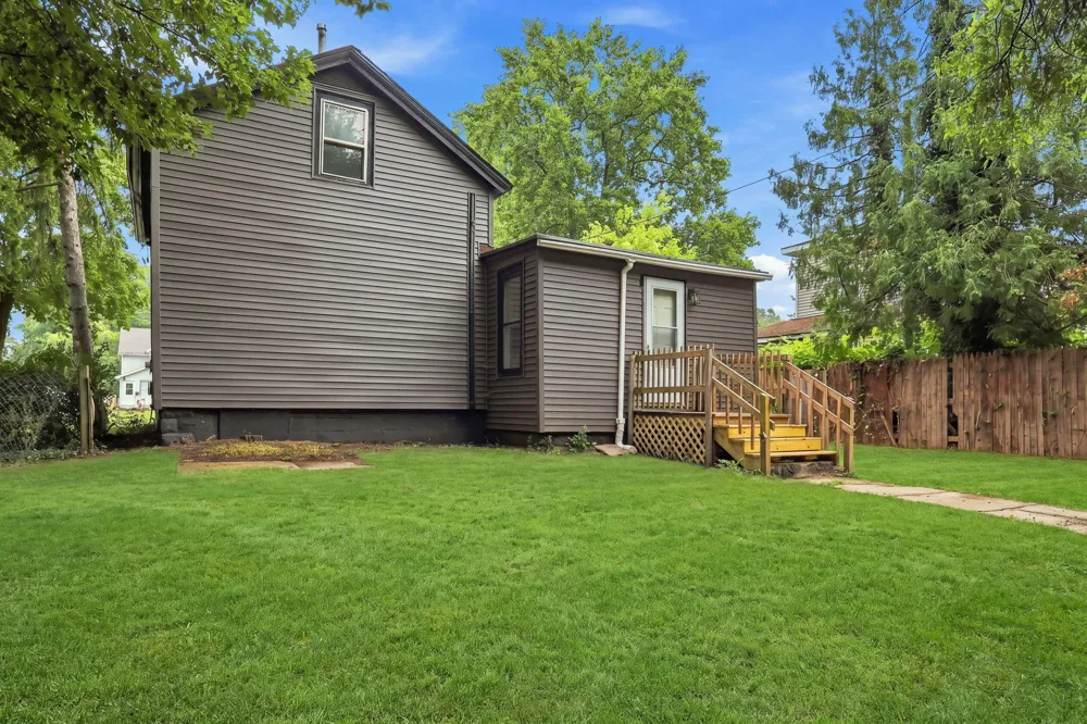 316 E Division Street Dowagiac, MI 49047